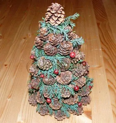 Polystyren kužel, pr.8cm/v.15cm