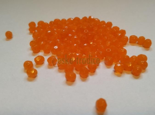 Korálky broušené (ohňovky) 15g/4mm - odstín 20 (oranžové světlé mléčné)