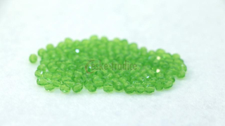 Korálky broušené (ohňovky) 15g/4mm - odstín 41 (světle zelené)